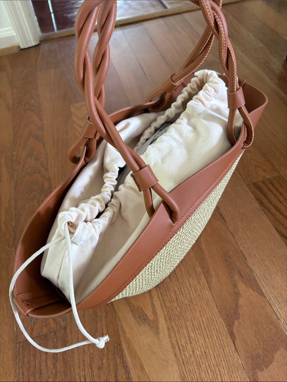 NWOT Urban Expressions Tan and Cream Woven Tote